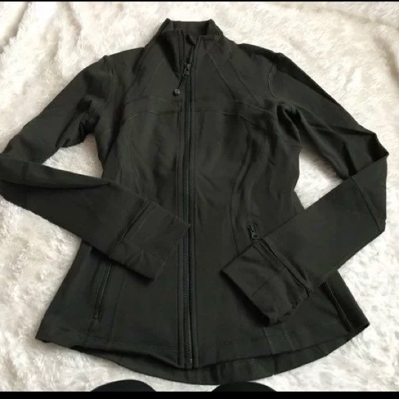 lululemon athletica Jackets & Blazers - Lululemon define olive jacket sz 6